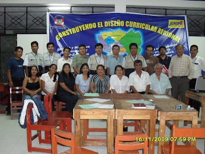 Profesores asistentes al Taller de Construcción del DCR