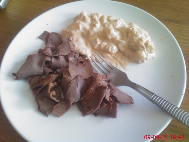 [Rostbiff+&+Potatissallad.jpg]