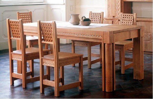 CONSTRUCCIÓN DE MUEBLES : 04/01/10