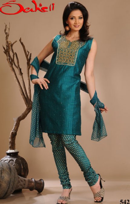 kurta churidar