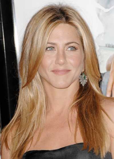 jennifer aniston hair color pictures. Jennifer Aniston has a lovely