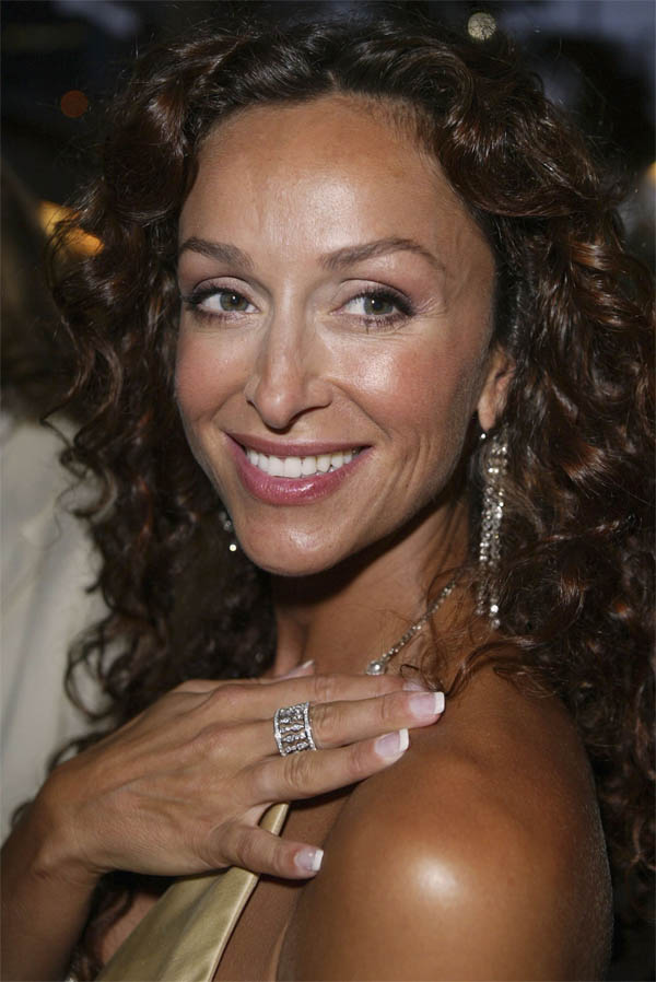 Ariel Winter lights up awards luncheon with bright blue frock and honey-hued hai