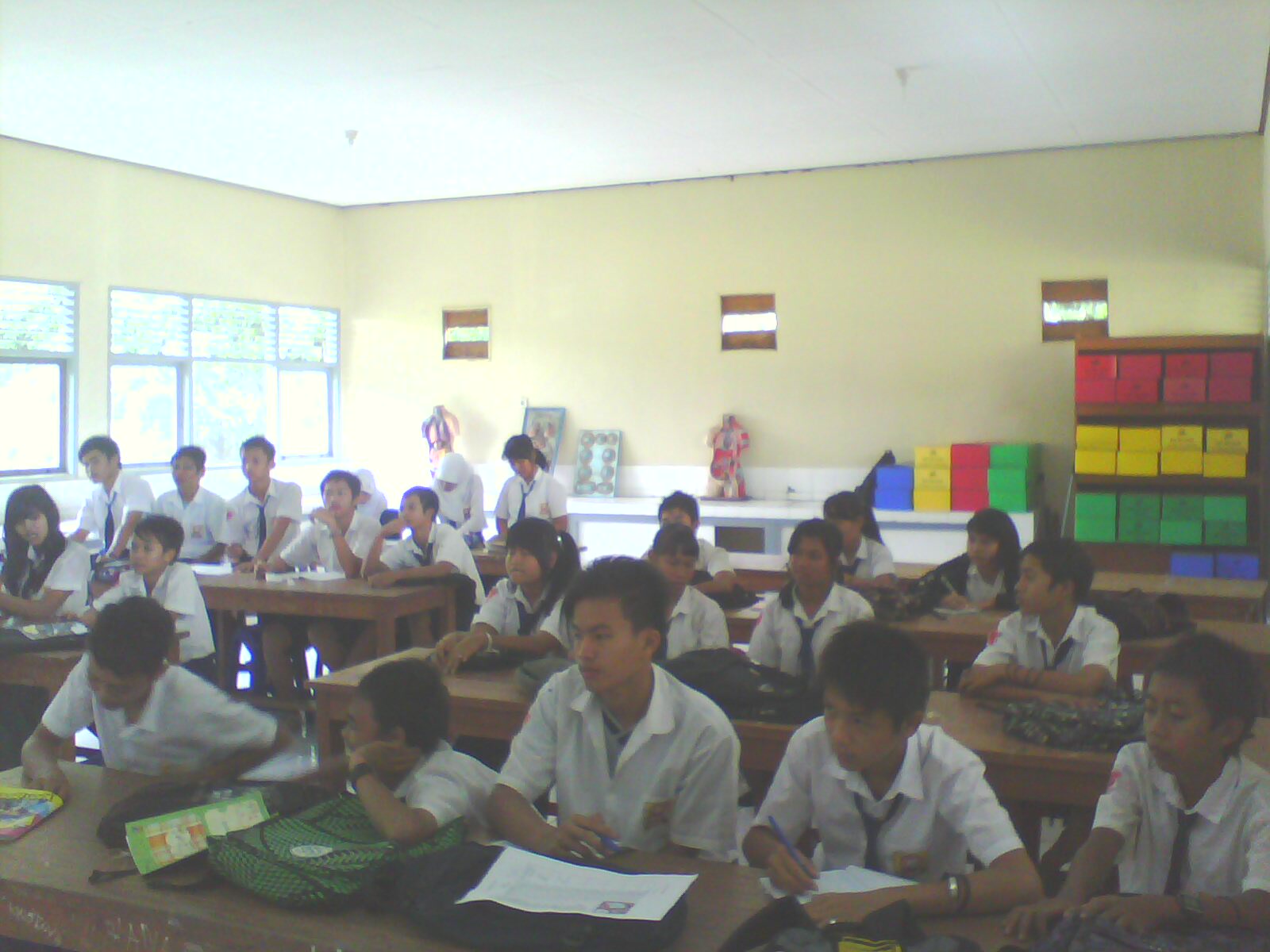 Kelas 9b (Angk. 2011)  PELAJARAN BAHASA INDONESIA DI JARI 