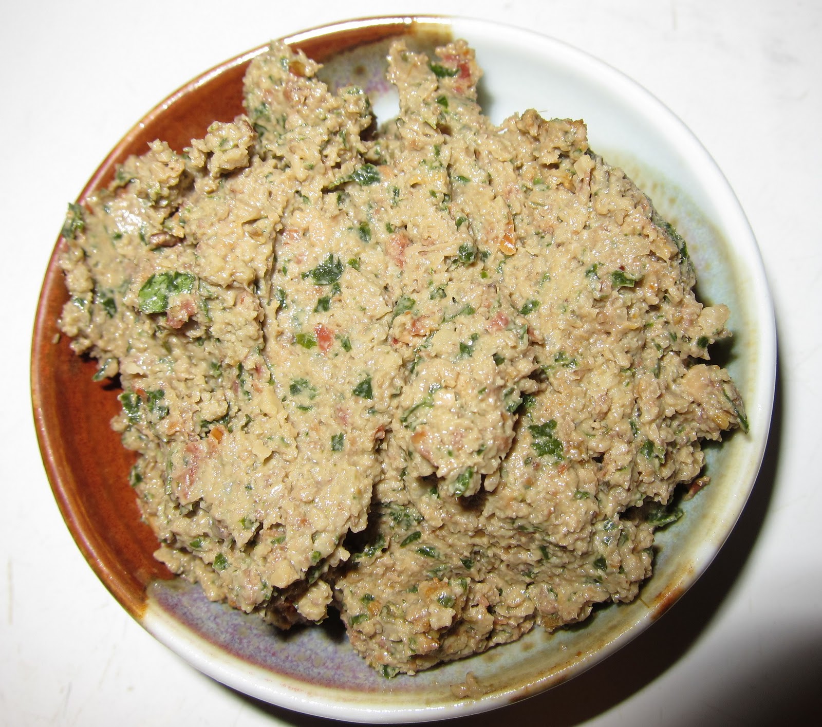 Everything Tasty Walnut Sauce