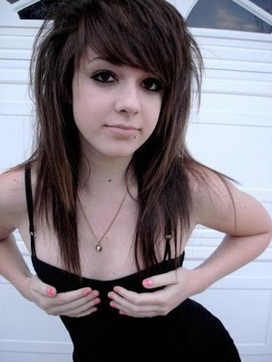 Pictures of Emo girls hairstyles for long black hair are given 