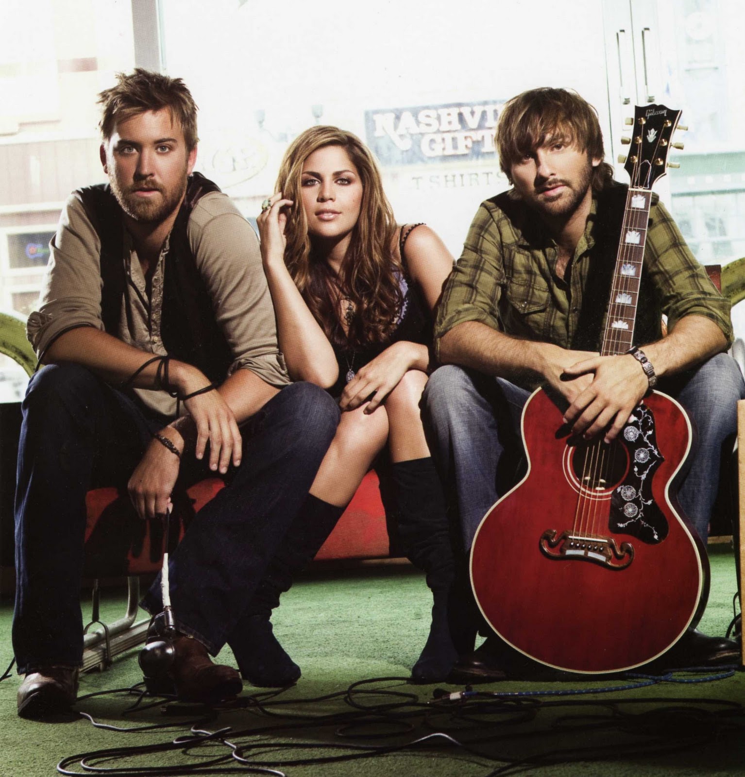 Girly World Lady Antebellum