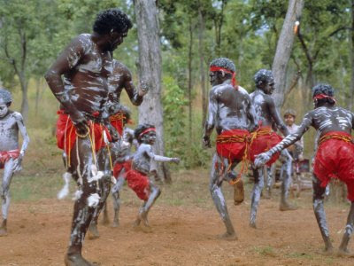 TRIBES OF PLANET EARTH: IN OCEANIA