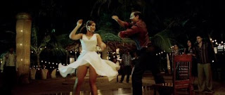 Hot Bikini 2011: Indian Romantic girls Panty visuals