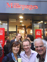 19 juin 2009, à l'inauguration de la nouvelle librairie "Mille Pages", rue de Fontenay