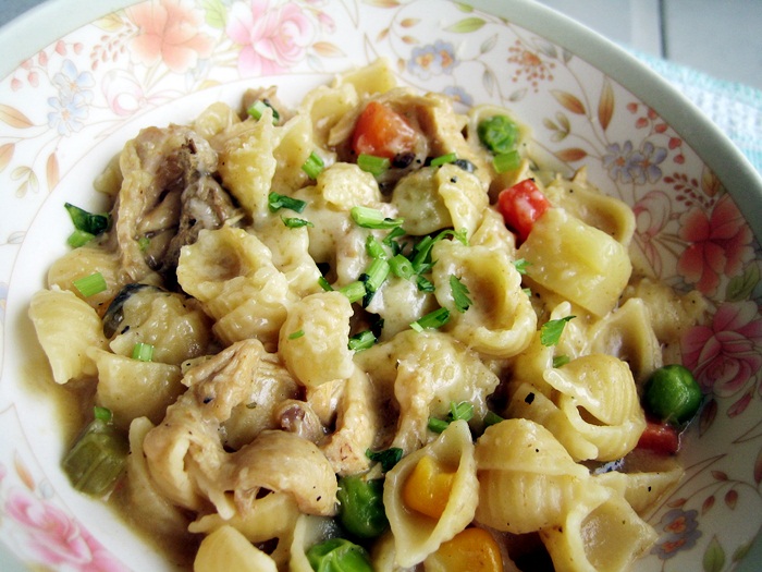 little daisy's world: singing tummy : cheesy pasta pretty please...