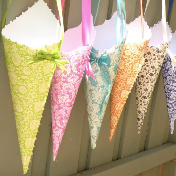 designs studio & co. DIY Paper Cones