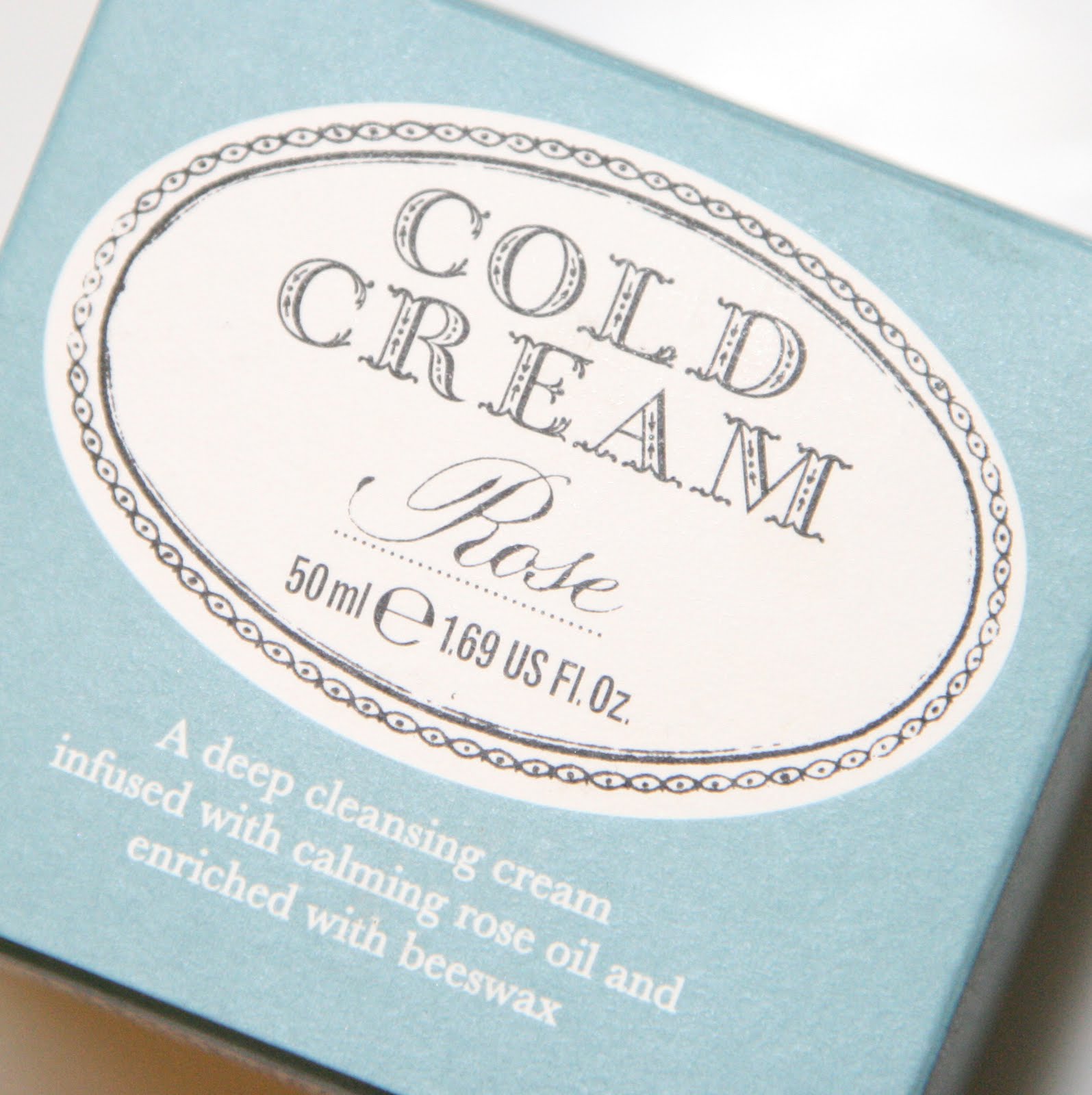 Beauty Blog Makeup Artist Agatha Kisiel Cold Cream Cleanser