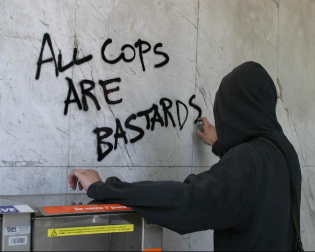 [graffiti-all-cops-are-bastards.jpg]