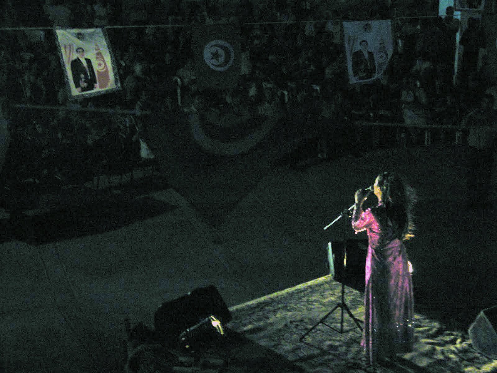 Mon blog de la mer Dorsaf Hamdani inaugure magistralement un programme