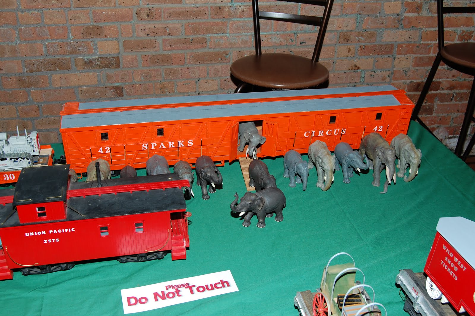 Sawdust and Spangles Baraboo Model Builders Show