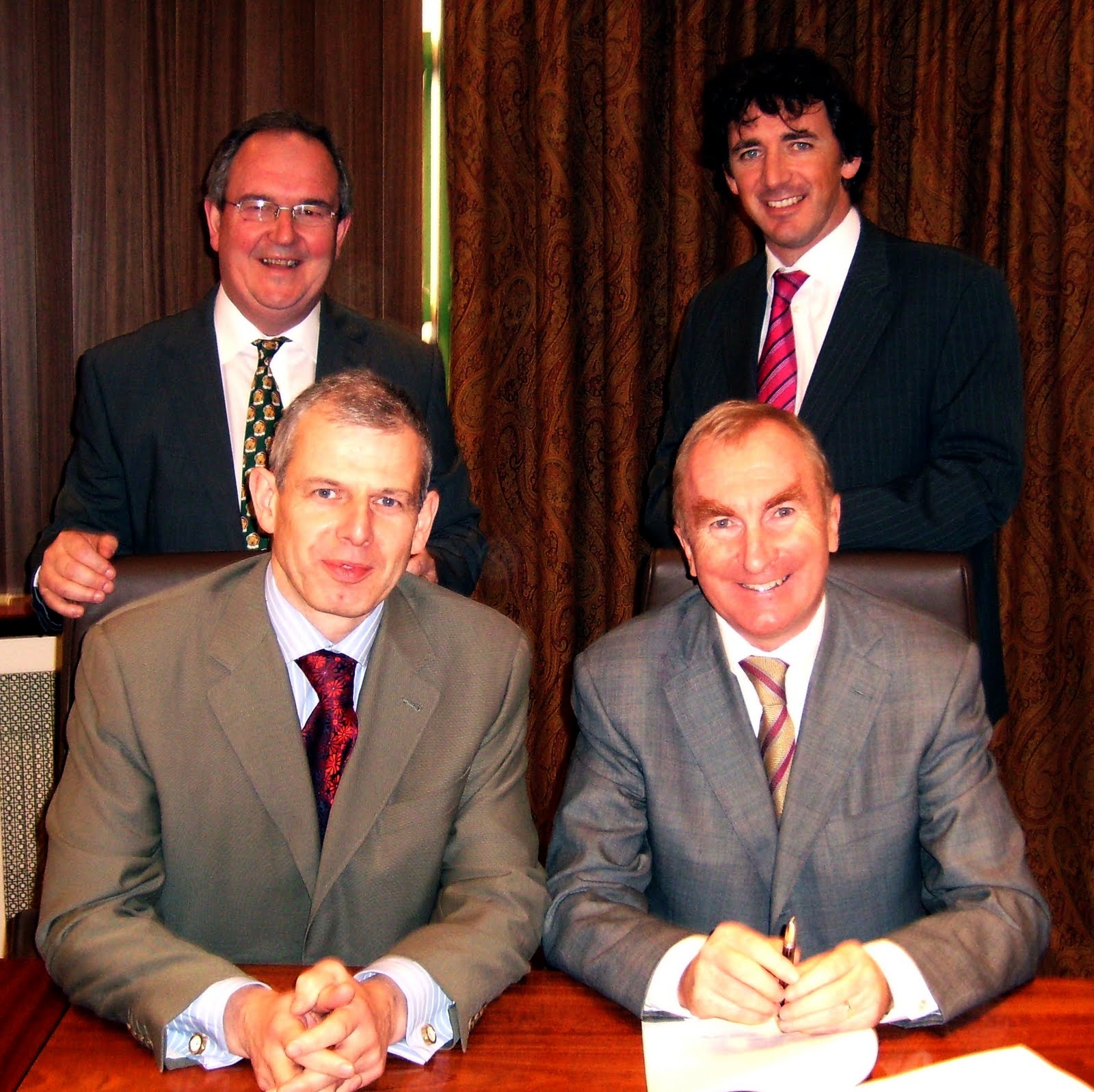 [Tony+Burke+Motors+picsm.JPG]