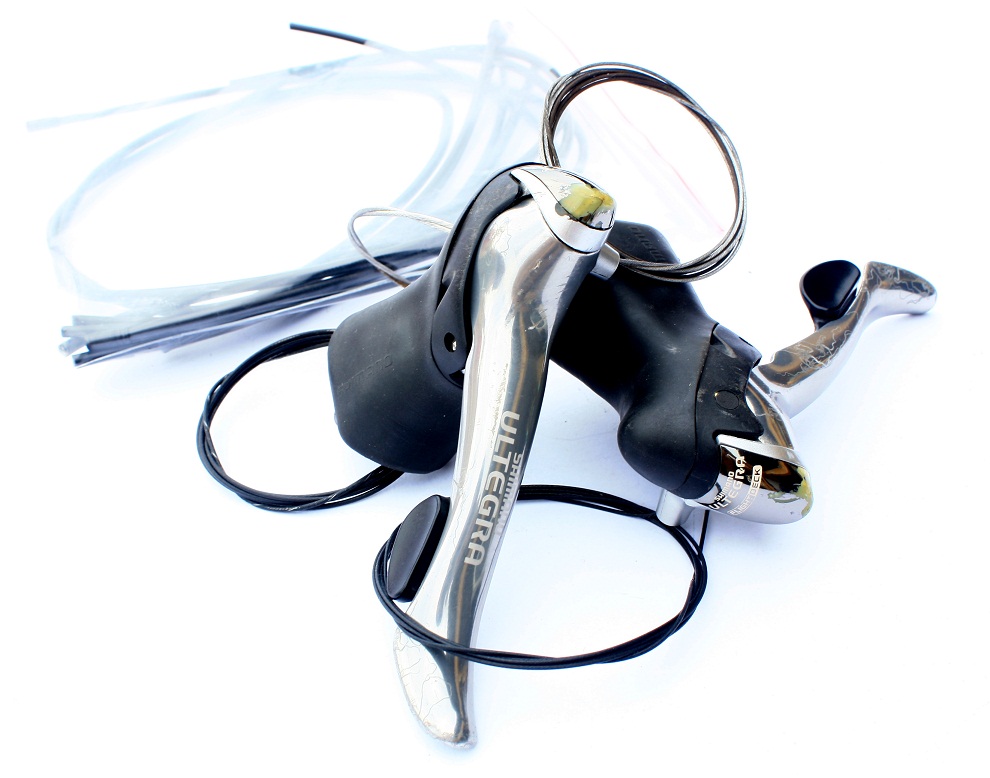 Procyon&#039;s Closet: Shimano Ultegra Flight Deck 9-speed shifters (pair)