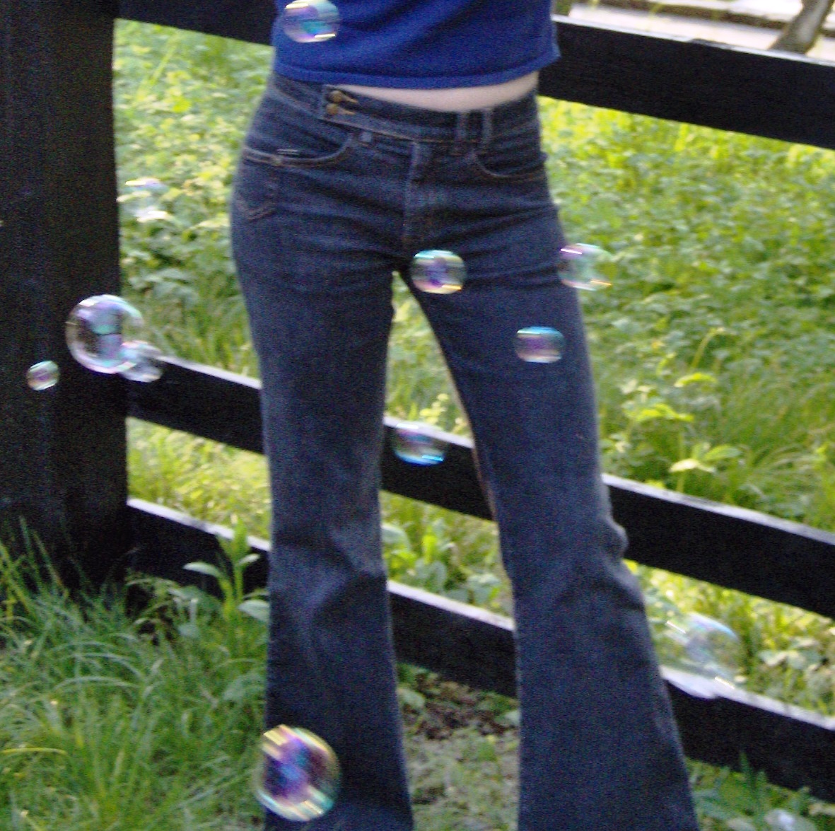 bubbles,+blue+jeans.JPG (image)