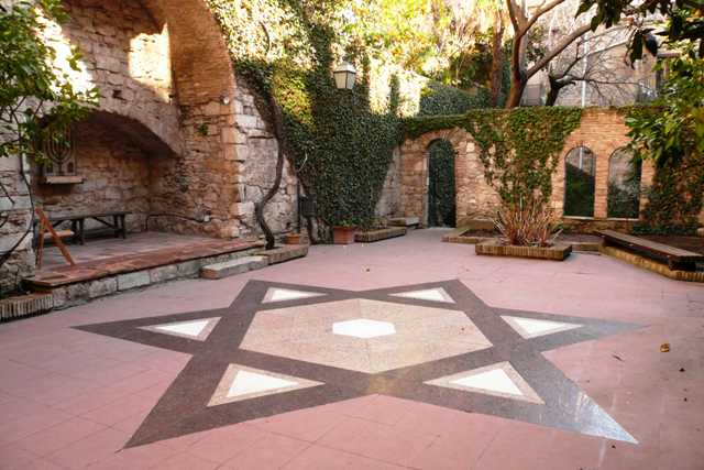 sinagoga_patio_girona