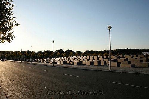 [2073016309_a29fdb1c97.jpg]