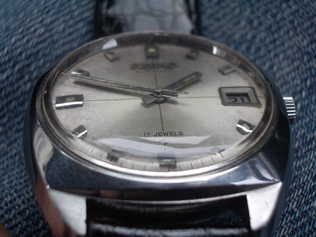 jam & watch: Seiko 7005 7052 - silver dial - black strap (Sold)