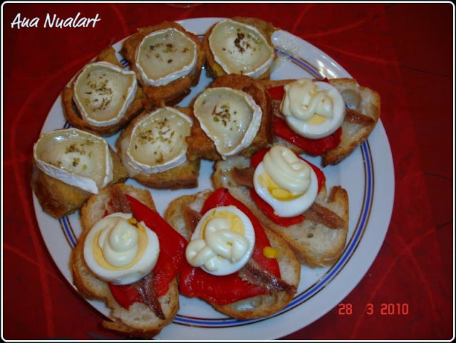  MONTADITOS: QUESO CABRA / PIMIENTO Y HUEVO 