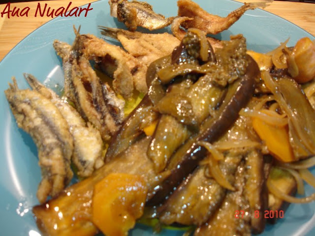  BERENJENAS ESCABECHADAS Y BOQUERONES FRITOS 