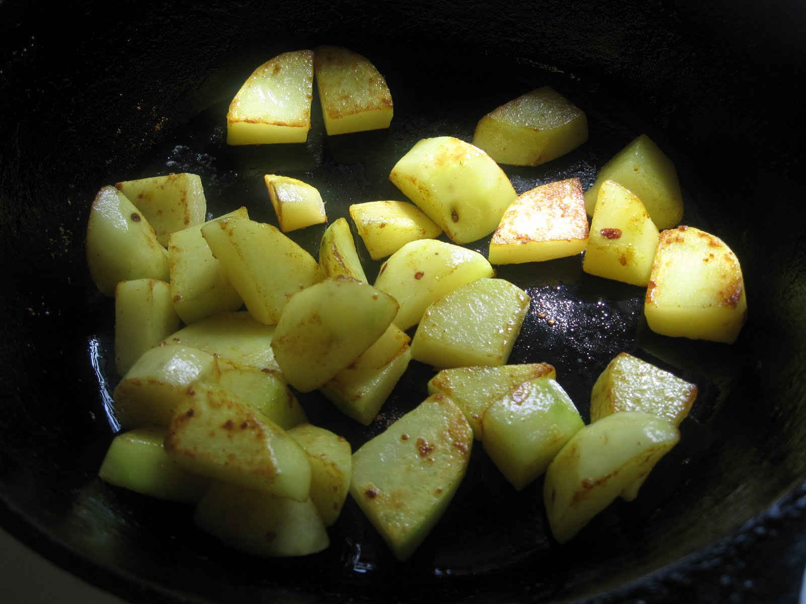 Sauce (The Food Blog) Aloo Posto (Potatoes in Poppy Seed Paste)