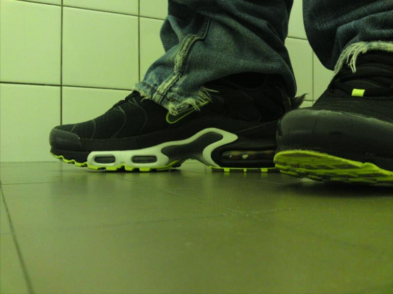 black green tns