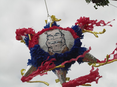 Beers with Demo: San Diego Tea Party tax protest - April 11 edition