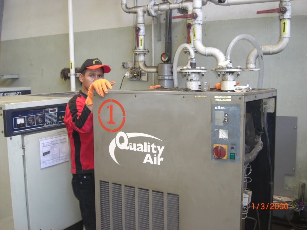AIR DRYER ENGINEERING Flushing Air Dryer Installation di PT.Century