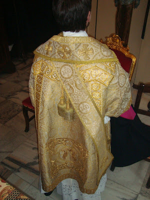 ORBIS CATHOLICVS: How an Ambrosian rite deacon is vested...
