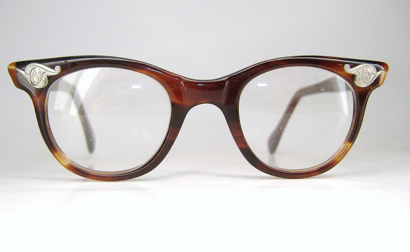 American Optical vintage eyewear - click to enlarge