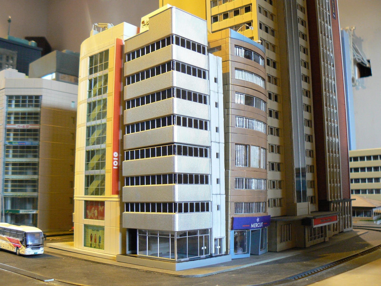 Tomytec Building 039-3 Contemporary Office Tower C 1/150 N scale Japan Import 