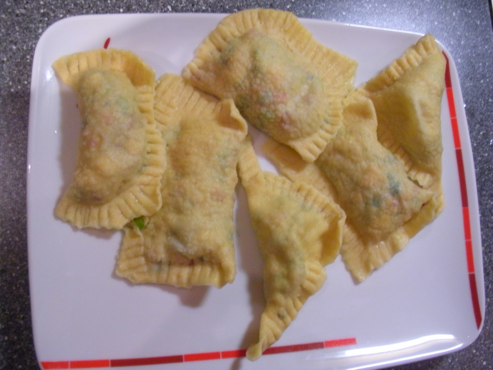 Princess´s Kitchen: Grüne Krapfen (eine Art Maultaschen)
