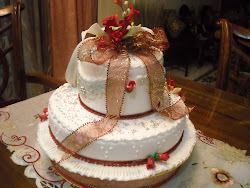 deliciouzbakery: 2 Tier Wedding Cake Theme White & Maroon