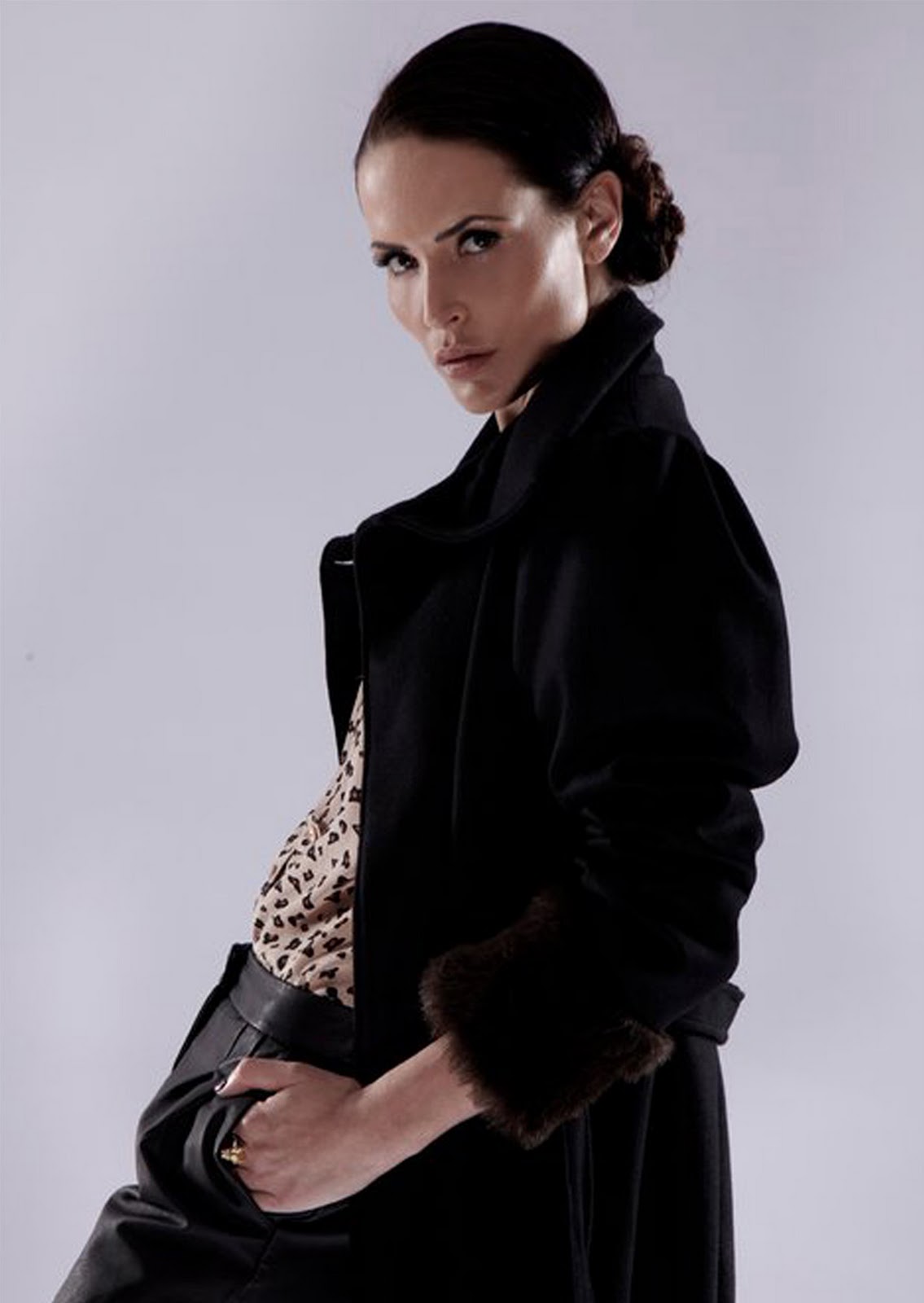 EMILY ANNE: Shoot with Sophie Anderton