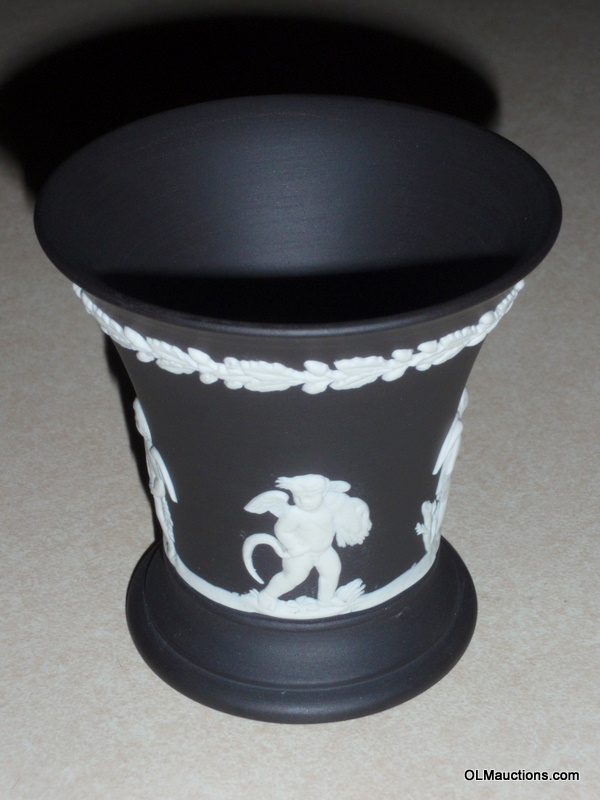 Wedgwood For Sale 31/2" Black Wedgwood Jasperware Vase