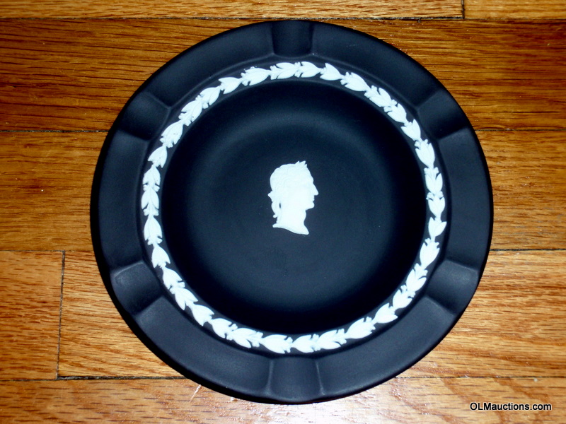 Wedgwood For Sale Black Wedgwood Jasperware Ashtray 7" Wide