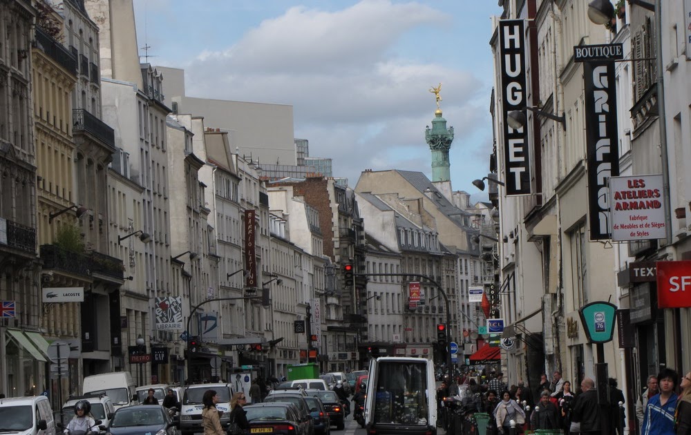 49 Rue Du Faubourg Saint-antoine 75011 Paris Daily Photo in Paris: Rue du Faubourg Saint Antoine