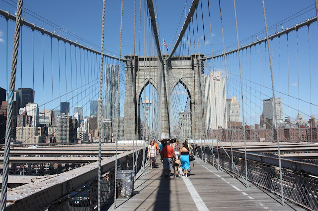 Faith Evans-Sills: Walking across the Brooklyn Bridge