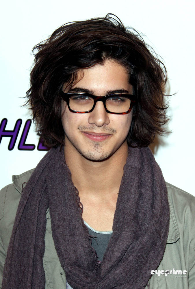 And sorry about the lack of title before mods And Avan Jogia thanks you for