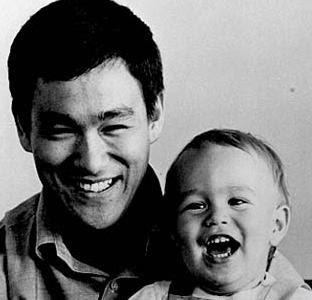 Bruce Lee's Family Photos
