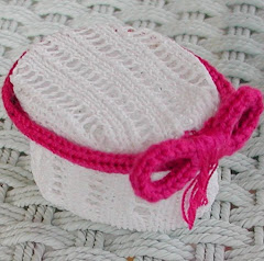 Starched knit lace box