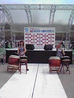 [090505_1235~01.JPG]