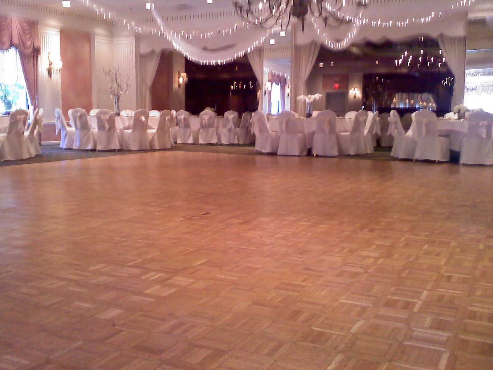 NJ's Reception Hall Reviews Mayfair Farms
