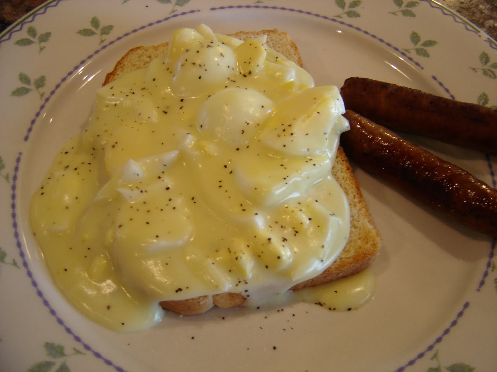 Lovin' From Our Ovens Creamed Eggs Over Toast