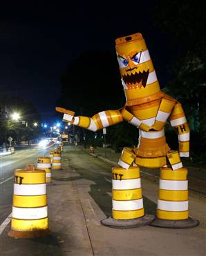 Forum Image: http://2.bp.blogspot.com/_cwkKR57qicM/Sjkdbb8lVUI/AAAAAAAAARo/wrIY-omM7Tk/s400/barrel-monster.jpg