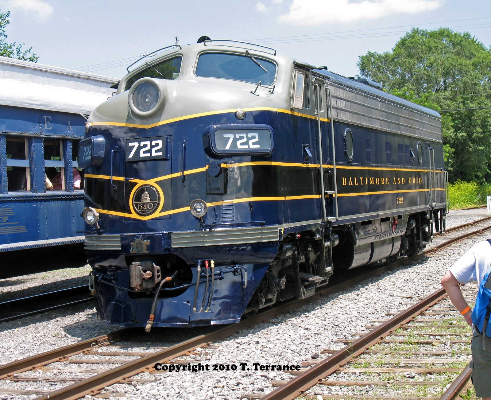 2-Rail O Scale Railroading: B&O Royal Blue and Gray