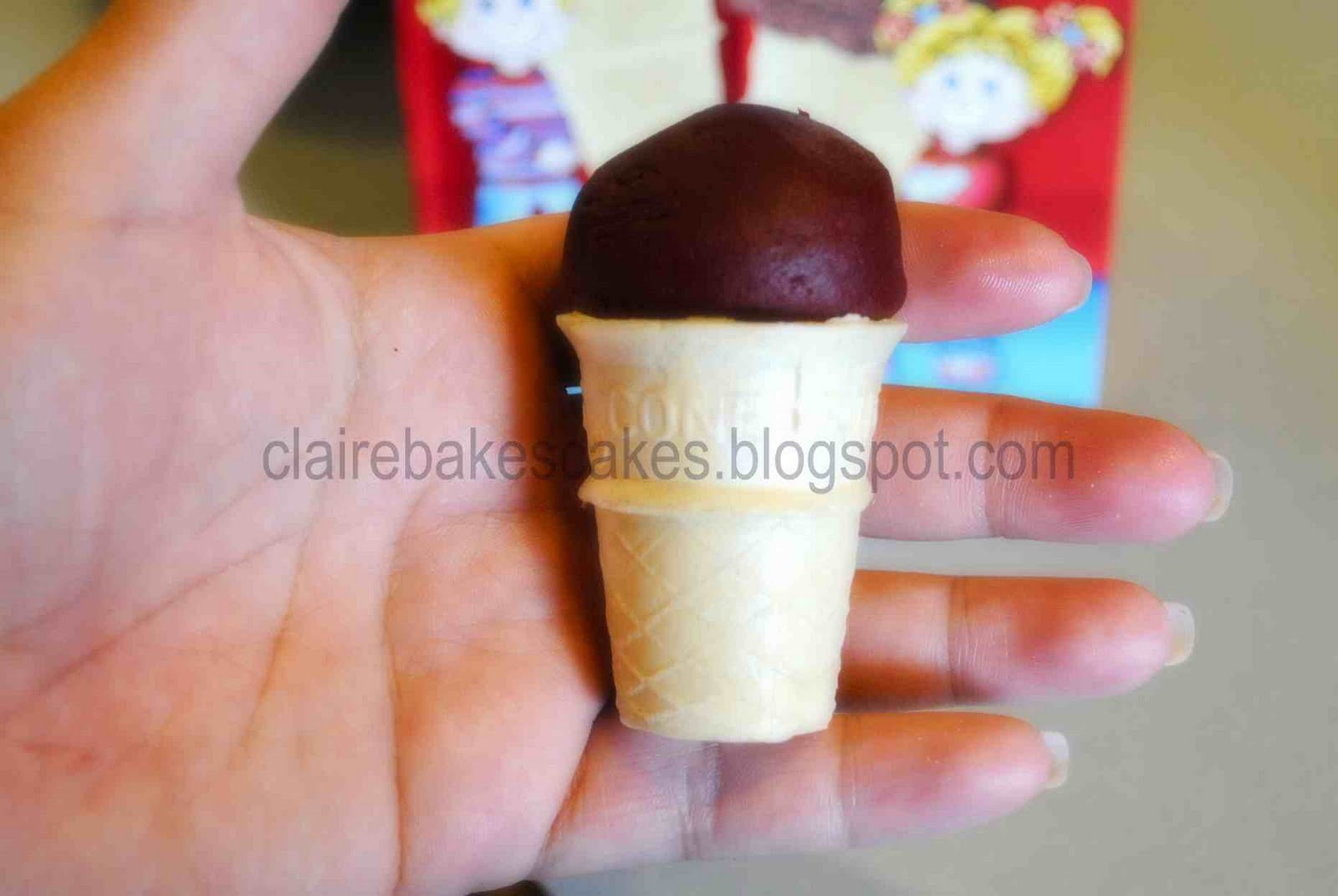 My Life as a MOM Mini Cone Cake Bites 11/24/10